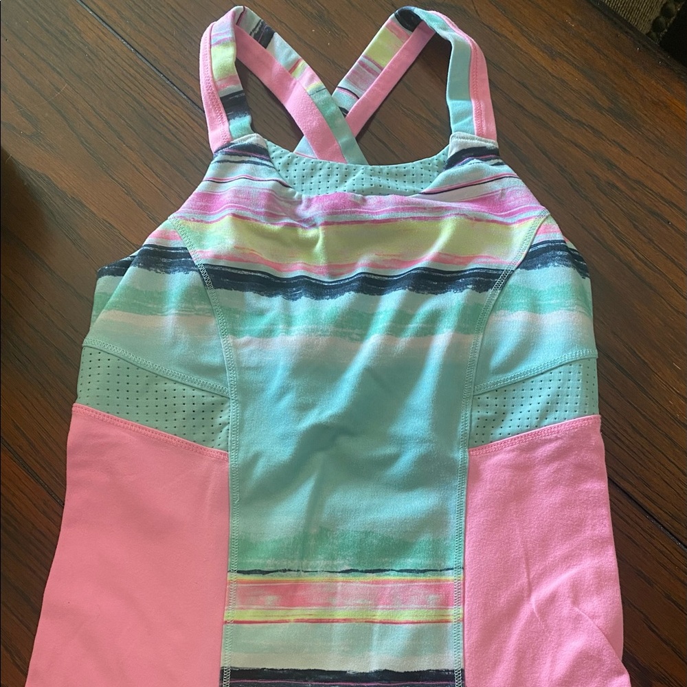 Ivivva by Lululemon sports tank, built in bra